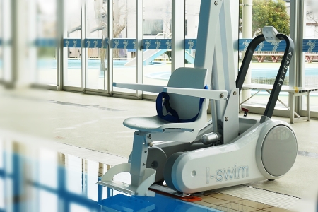 移動用リフト プールリフトi-swim